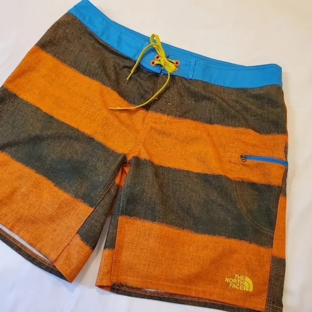 The North Face Board Shorts Men's Size 36‎ Orange and Green Stripe